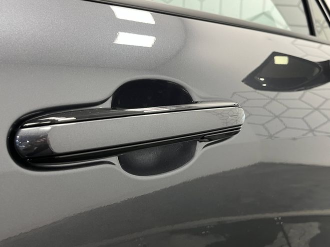 Lexus LBX LBX 2WD Cool 5p Gris de 2025