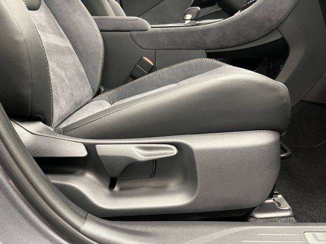Lexus LBX LBX 2WD Cool 5p Gris de 2025
