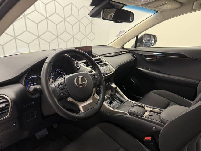 Lexus NX 300h 2WD Pack E-CVT blanc de 2017