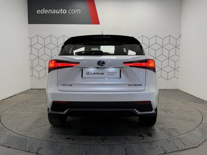 Lexus NX 300h 2WD Pack E-CVT blanc de 2017