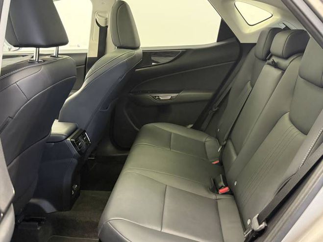 Lexus CT NX 350h 4WD Hybride Luxe gris de 2022