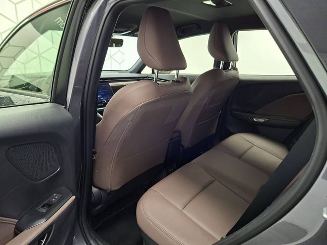 Lexus LBX 2WD Elegant gris de 2025