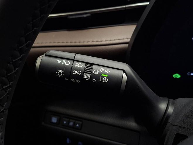 Lexus LBX 2WD Elegant gris de 2025