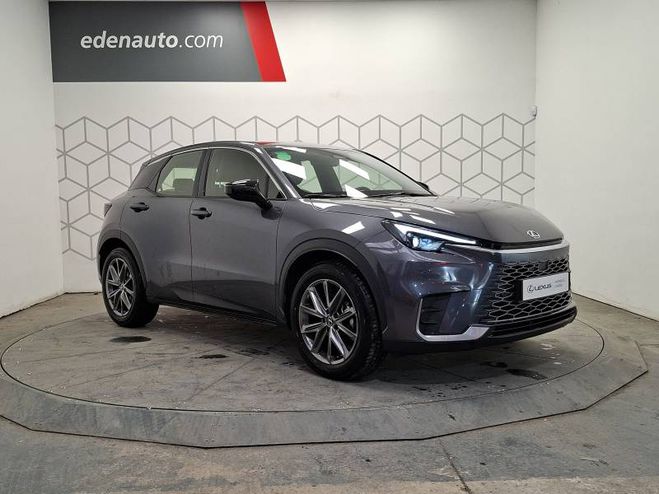 Lexus LBX 2WD Elegant gris de 2025
