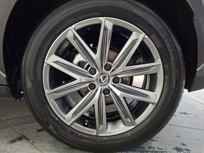 Lexus LBX 2WD Elegant gris de 2025