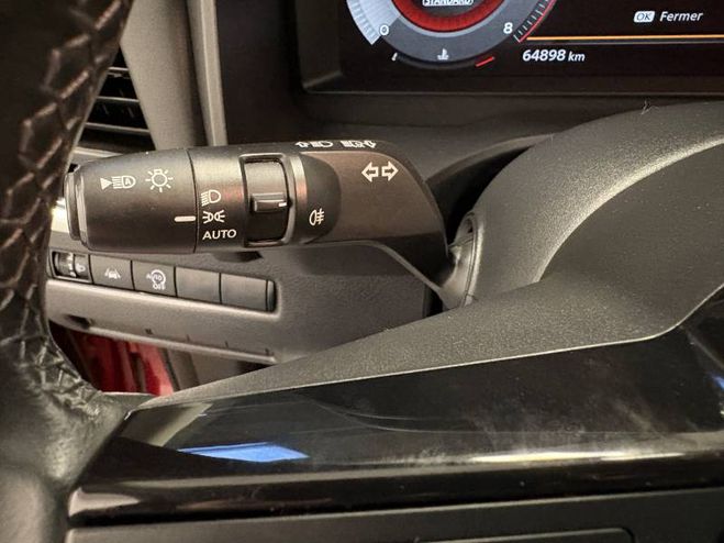 Nissan Qashqai Mild Hybrid 140 ch N-Connecta rouge de 2022
