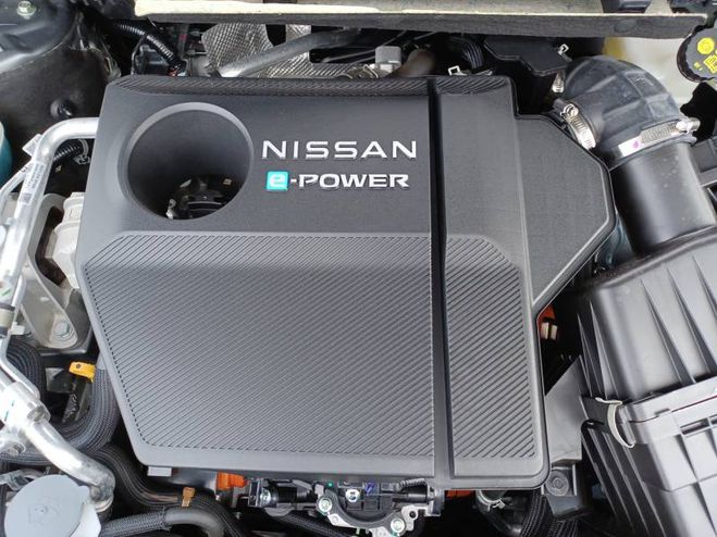 Nissan Qashqai e-Power 190 ch N-Connecta gris de 2025