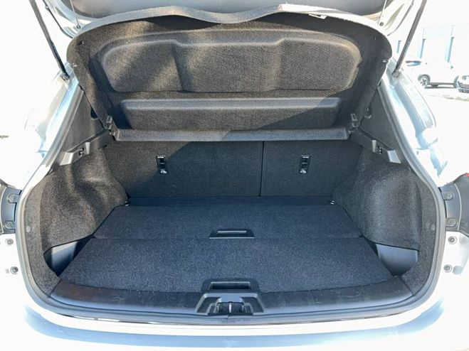 Nissan Qashqai 1.3 DIG-T 140 N-Connecta gris de 2019
