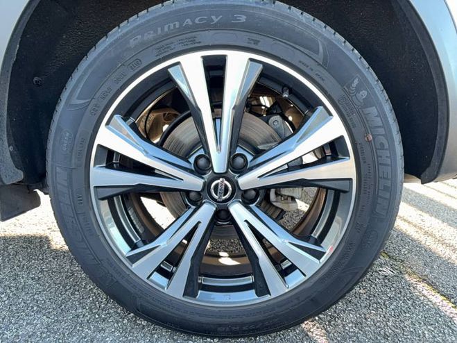 Nissan Qashqai 1.3 DIG-T 140 N-Connecta gris de 2019