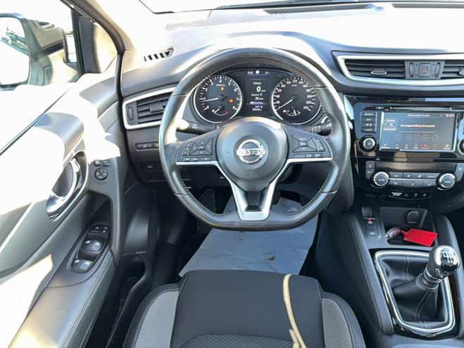 Nissan Qashqai 1.3 DIG-T 140 N-Connecta gris de 2019