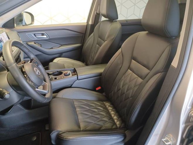 Nissan X Trail e-POWER 213 ch e-4ORCE 5 Places Tekna+ gris de 2023