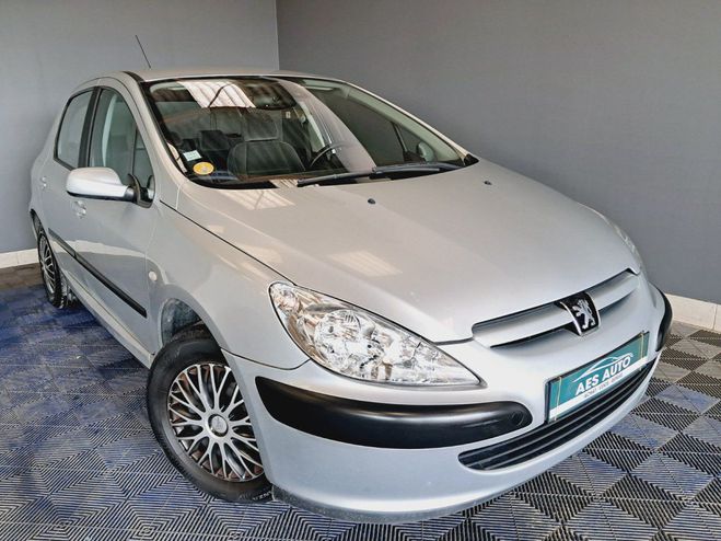 Peugeot 307 1.6 HDi - 90 ch Gris de 2005