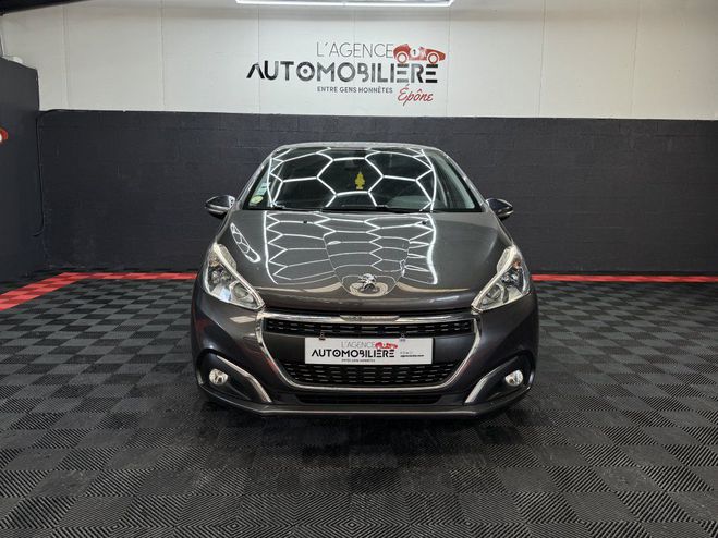 Peugeot 208 1.5 BlueHDI 102 ch Gris de 2019