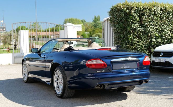 Jaguar XKR cabriolet 4.0 bva 363 ch Bleu de 2000