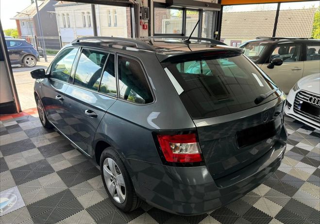 Skoda Fabia BREAK Gris de 2018