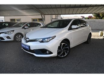  Voir d&eacute;tails -Toyota Auris 1.2T 116cv Dynamic &agrave; Cournon-d'Auvergne (63)