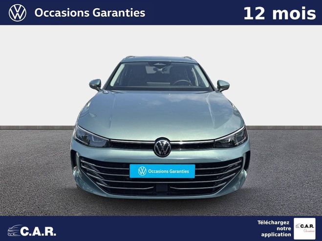 Volkswagen Passat 1.5 eTSI OPF 150 DSG7 Elegance Vert de 2024
