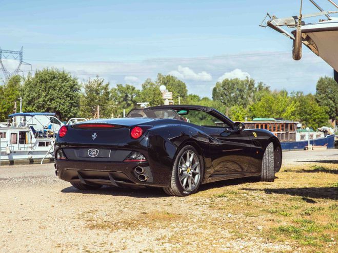 Ferrari California 4.3 V8 490 ch BVA7 - Suivi - Echappement Noir verni de 2012