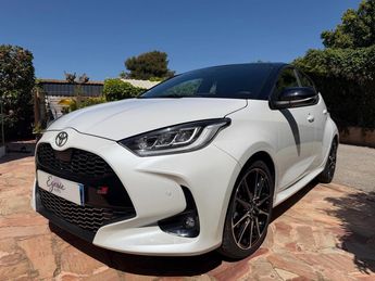  Voir d&eacute;tails -Toyota Yaris 1.5 130ch VVTi Hybrid E-CVT Bo�te automa &agrave; Cuers (83)