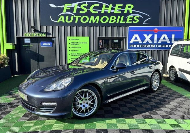 Porsche Panamera 4S V8 4.8L 400 CH Bleu de 2010