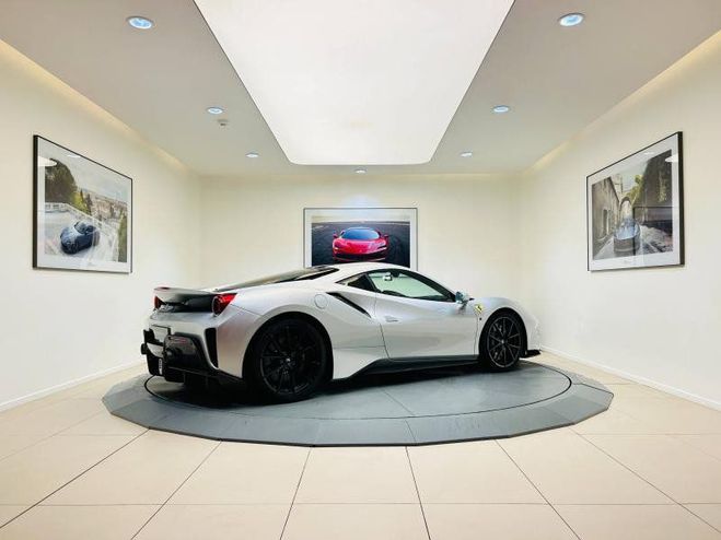 Ferrari 488 GTB V8 3.9 T 720ch Pista Gris de 