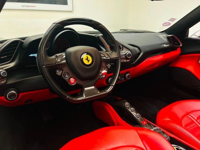Ferrari 488 Spider V8 3.9 T 670ch Gris Fonc� de 