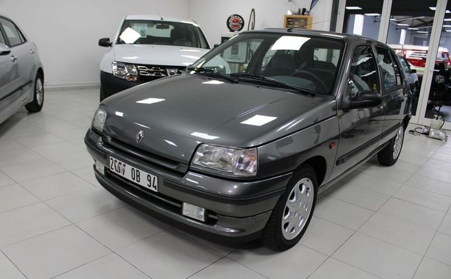 Renault Clio 1.4E 80CH RT 5P Gris de 1994