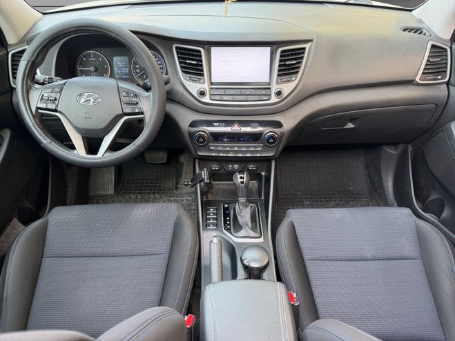 Hyundai Tucson 1.7 CRDi 141 2WD DCT-7 Creative Toit Ouv Blanc de 2018