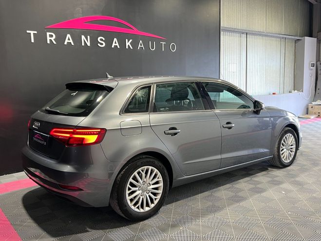 Audi A3 Sportback 2.0 TDI 150 ch S tronic 7 / DI Gris de 2017