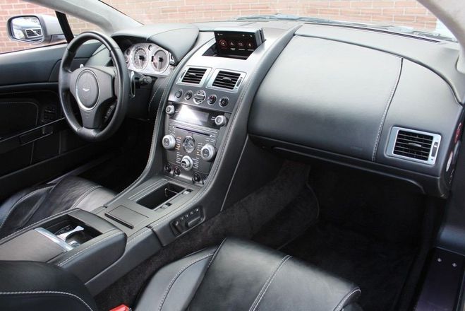Aston martin Vantage V8 COUPE 4.7 426 SPORTSHIFT BVS Gris Metal de 