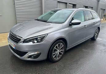  Voir d&eacute;tails -Peugeot 308 SW 1.2i 130 CV ALLURE GARANTIE R�VISE &agrave; Montauban (82)