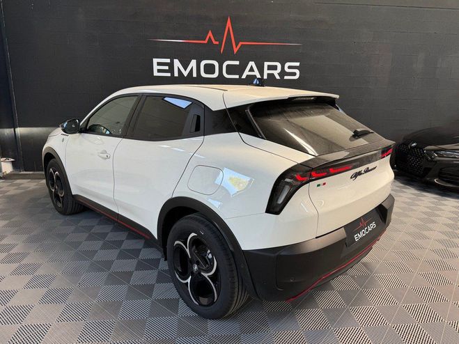 Alfa romeo Junior Elettrica 1.2 Ibrida 136ch Speciale DCT6 Blanc de 2026