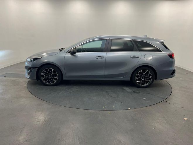 Kia Ceed d SW Cee'd_SW 1.6 CRDi 136 ch MHEV DCT7  Gris de 2023