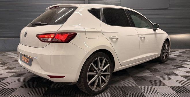Seat Leon ST 1.2 tsi 110 style start-stop   dashca Noir de 2015