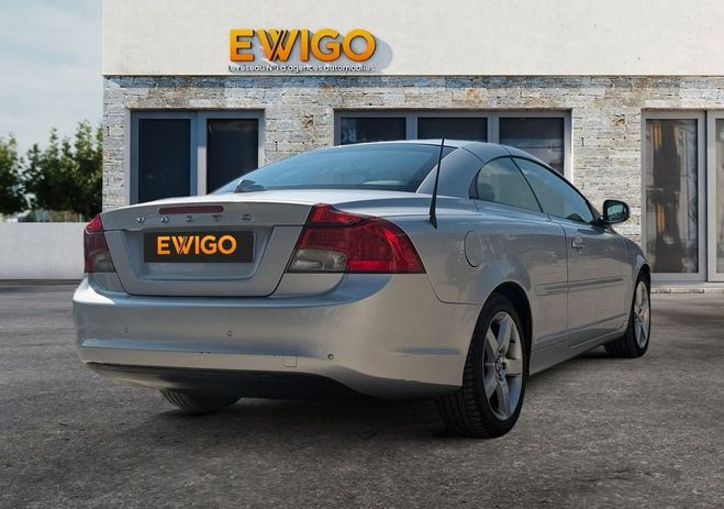 Volvo C70 cc 2.0 d 135 summum powershift bva-radar Gris de 2010
