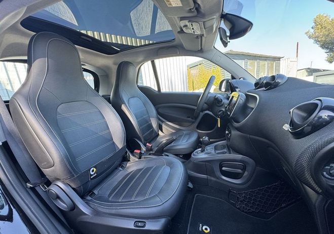 Smart Fortwo COUPE 90CH PRIME TWINAMIC Noir de 2017