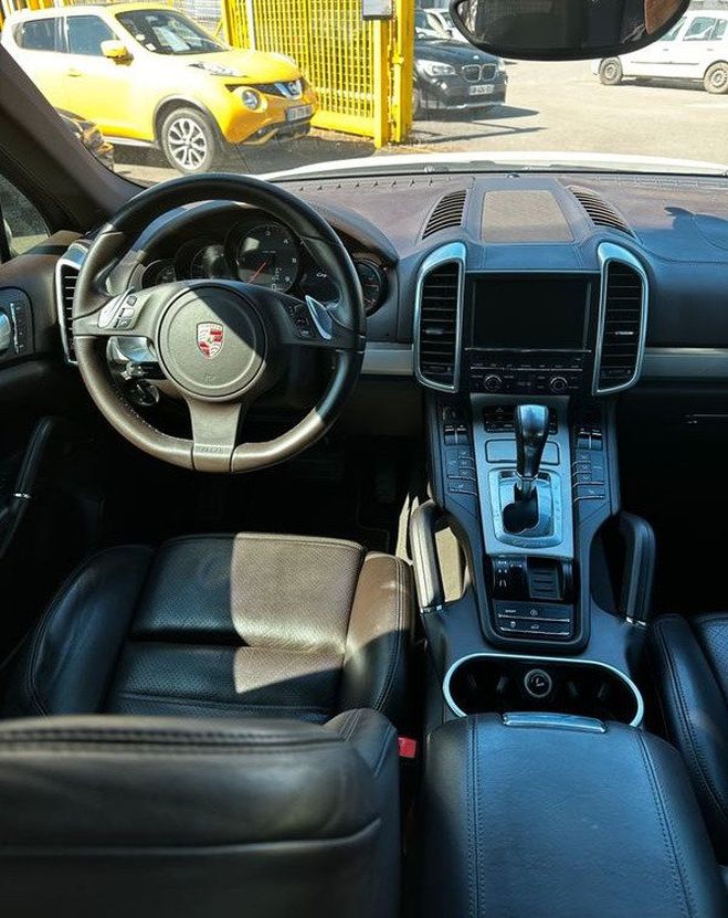 Porsche Cayenne V6 TDI Tiptronic ? SUV Premium Blanc de 2010