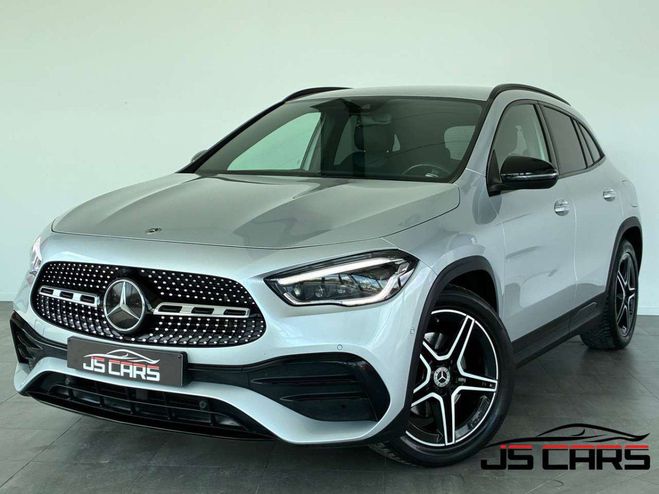 Mercedes Classe GLA 180 dA PACK AMG-COCKPIT-GPS-ALCANTARA-CA Argent M�tallis� de 
