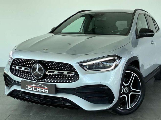 Mercedes Classe GLA 180 dA PACK AMG-COCKPIT-GPS-ALCANTARA-CA Argent M�tallis� de 
