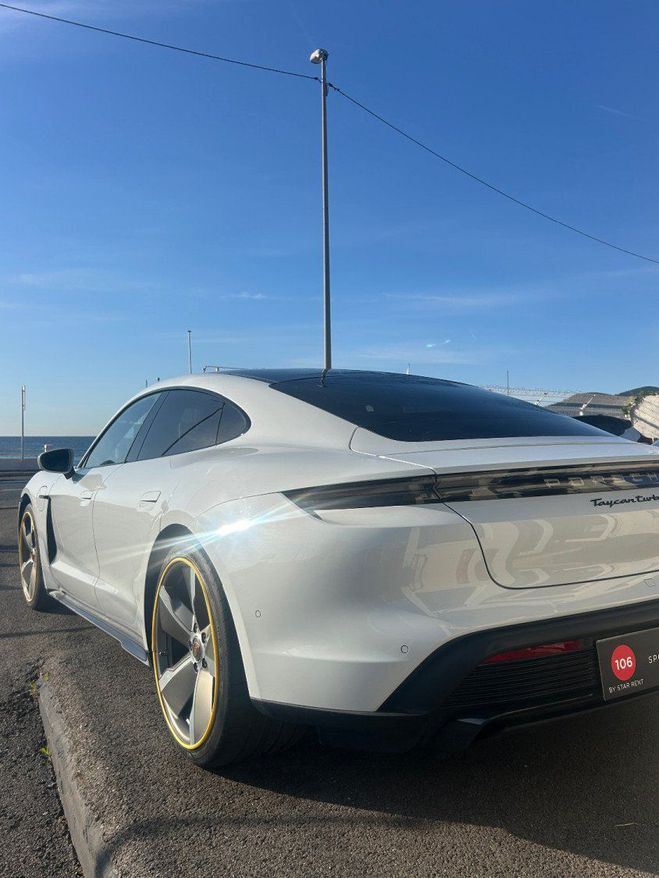 Porsche Taycan TURBO S BLANCHE de 2021