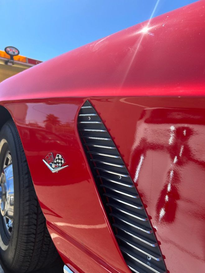 Chevrolet Corvette C1 327CI ROUGE de 1962