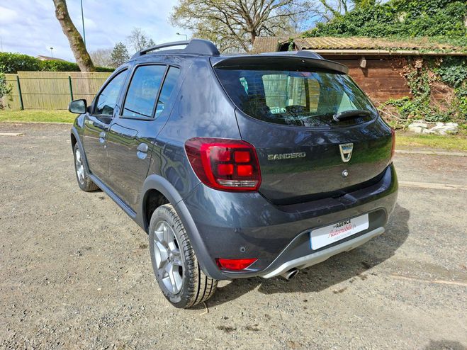 Dacia Sandero II (2) STEPWAY 0.9 TCE 90 EASY-R Gris de 2019
