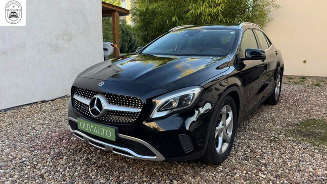 Mercedes Classe GLA Classe 180 d Fascination BVA7 Noir de 2018