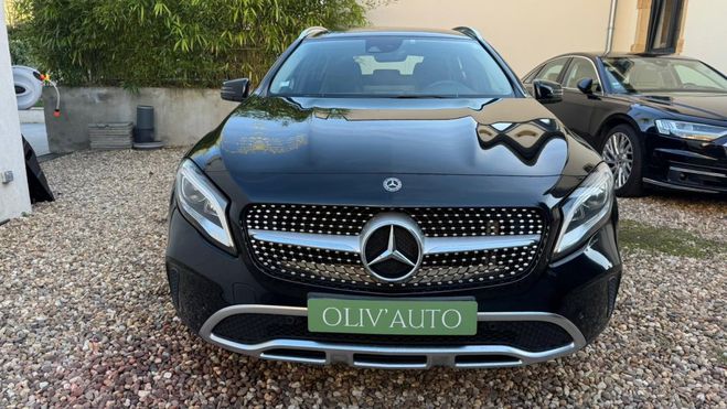 Mercedes Classe GLA Classe 180 d Fascination BVA7 Noir de 2018