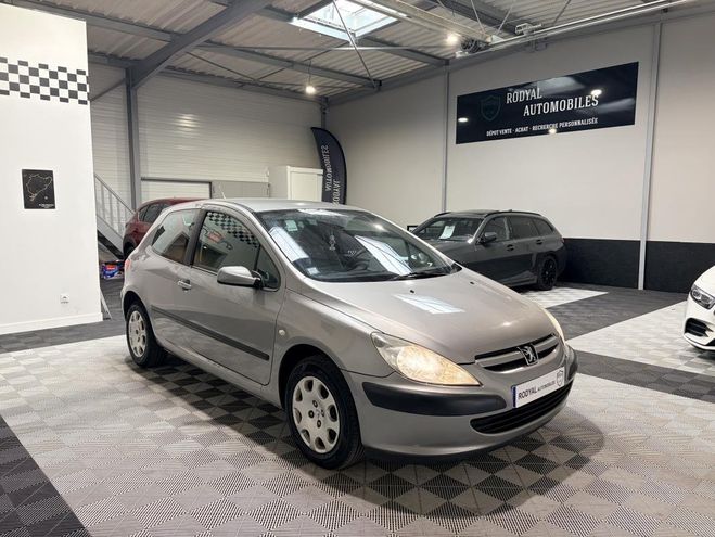 Peugeot 307 1.6 i 16V 110cv Gris de 2003