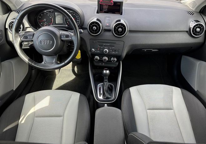 Audi A1 Sportback 1.4 TFSI 122 Ch Ambition Luxe  Blanc de 2012