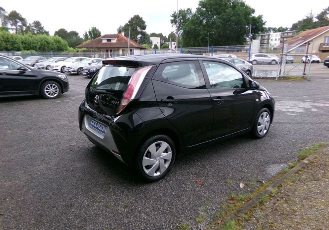 Toyota Aygo 1.0 vvt-i x-play 5p Noir de 2018