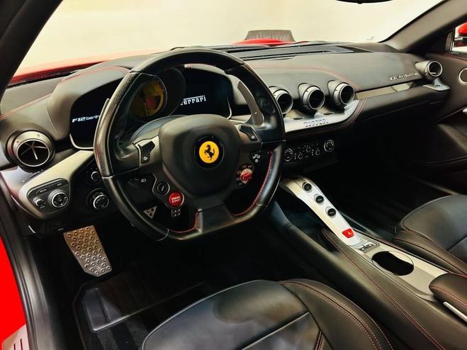 Ferrari F12 Berlinetta V12 6.3 740ch  de 