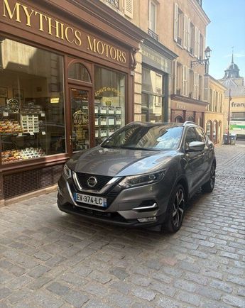  Voir d&eacute;tails -Nissan Qashqai DIG-T XTRONIC &agrave; Versailles (78)
