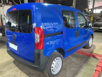 Voir d&eacute;tails -Peugeot Bipper 1.4 HDI FOURGON 117 L1 70cv PACK CD CLIM &agrave; Sauvagnat-Sainte-Marthe (63)
